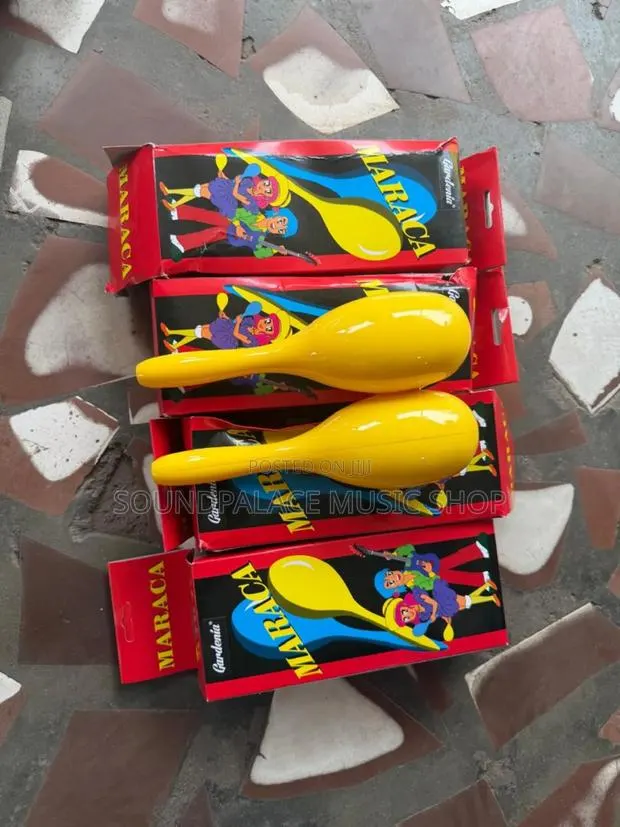 A Pair of Plastic Maracas (We Have Different Colours) · Photo 1