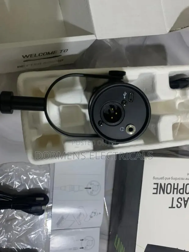 Studio Microphone Mv7 · Photo 1