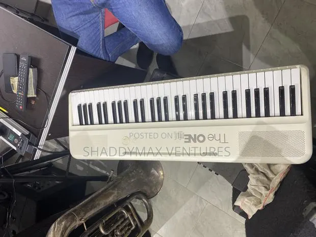 The ONE Piano Keyboard · Photo 1