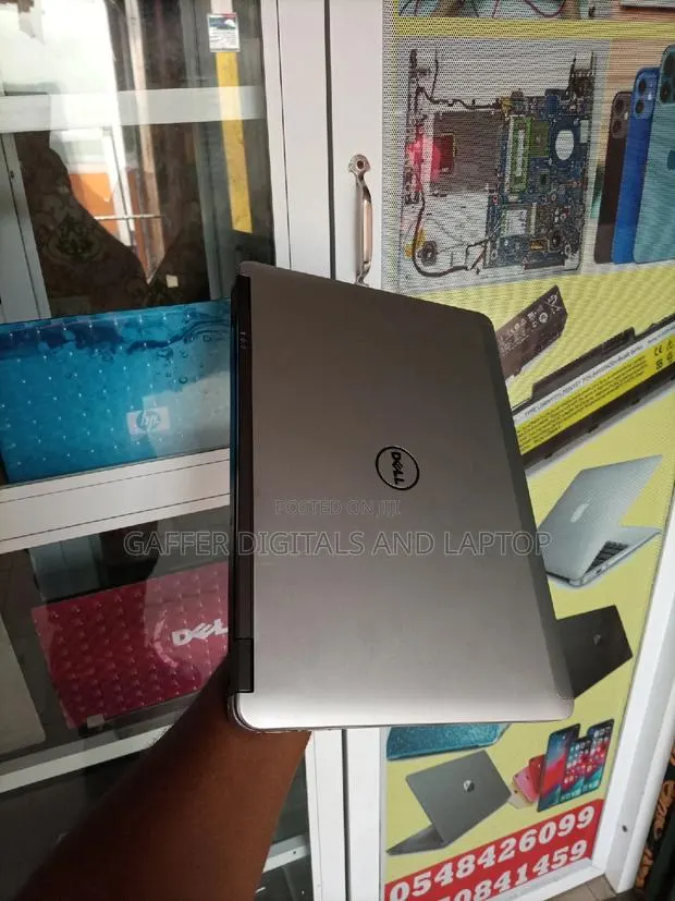 New Laptop Dell Inspiron 14 7437 8GB Intel Core I5 SSD 128GB · Photo 1