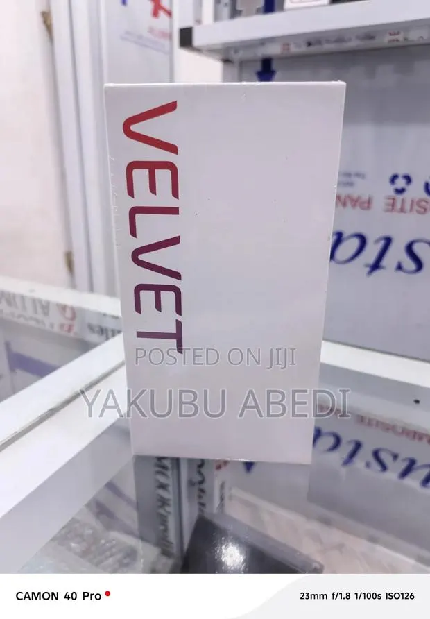 New LG Velvet 128 GB Black · Photo 1