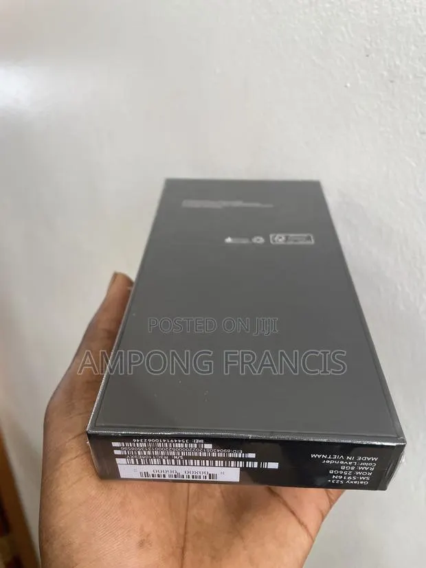 New Samsung Galaxy S21+ 5G 128 GB Purple · Photo 3