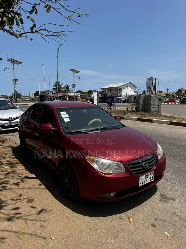 Hyundai Elantra 2010 Red · Photo 1
