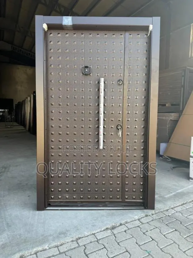 Unique Metal Security Door One and Half · Photo 1