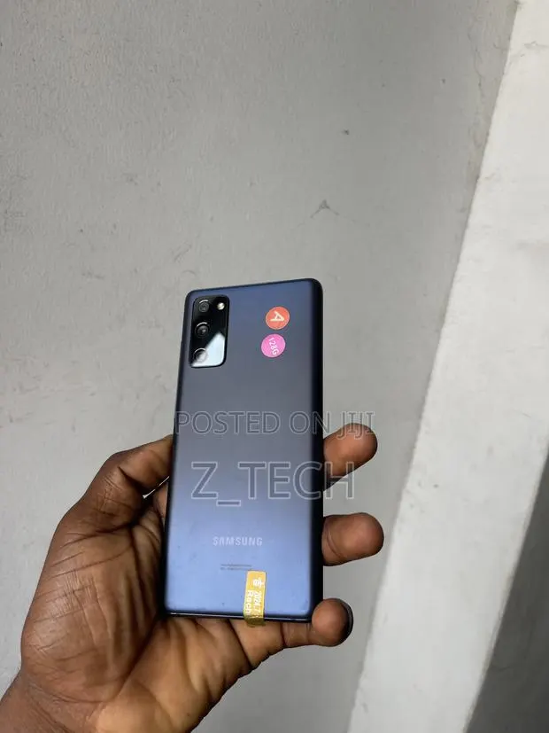 Samsung Galaxy S20 FE 5G 128 GB Blue · Photo 1