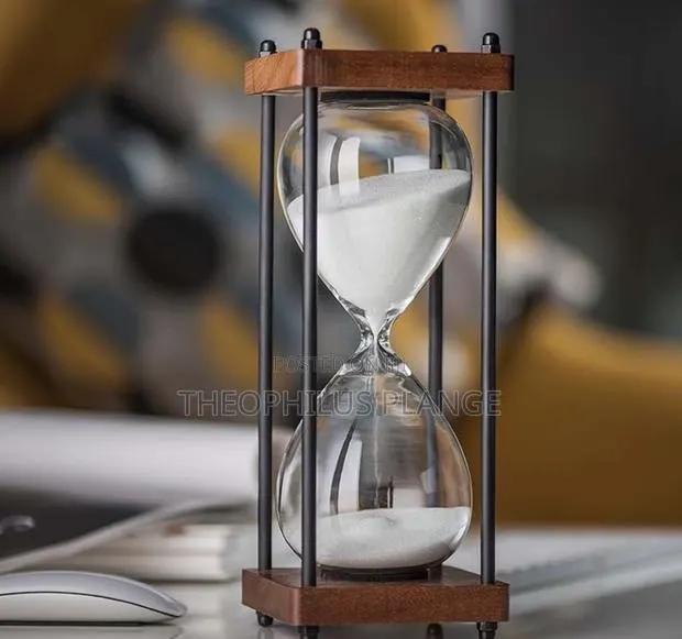 Hourglass Sand Timer. Table Decor · Photo 1