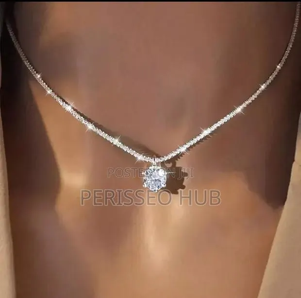 Sparkling Rhinestone Solitaire Pendant Necklace · Photo 1