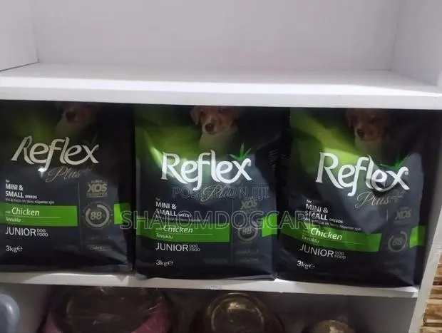 Reflex Plus Salmon for Small Breeds · Photo 1