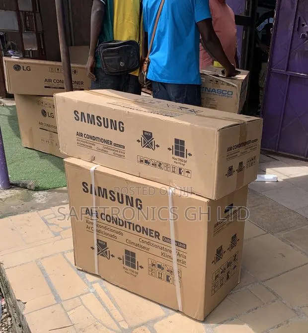 Luxury Cooling 1.5 Horsepower White Samsung Inverter AC · Photo 1