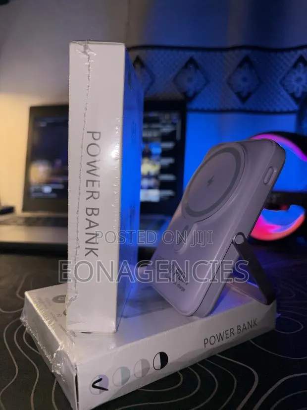 Magnetic Power Bank With 20W PD Fast Charging · Photo 1