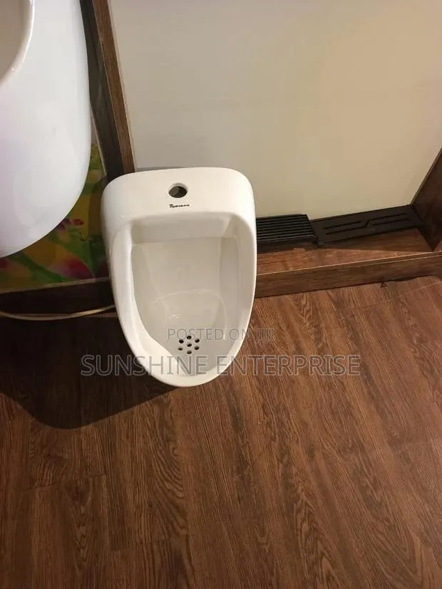 Urinal Pot · Photo 1