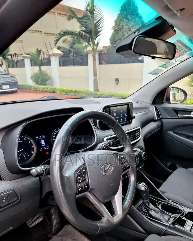 Hyundai Tucson 2019 Red · Photo 1