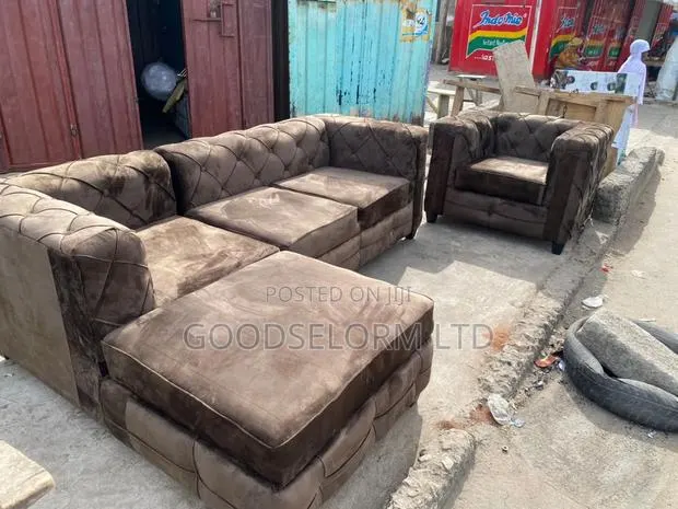 Single Sofa With L Shape Couch · Photo 1
