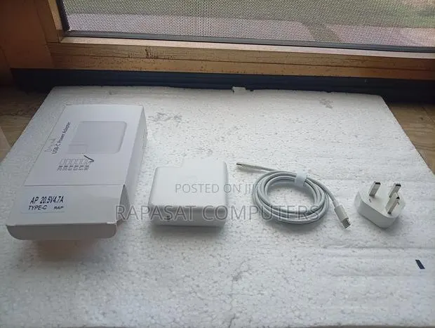 Apple Macbook 20.5v 4.7a 96w Type C Adapter · Photo 1