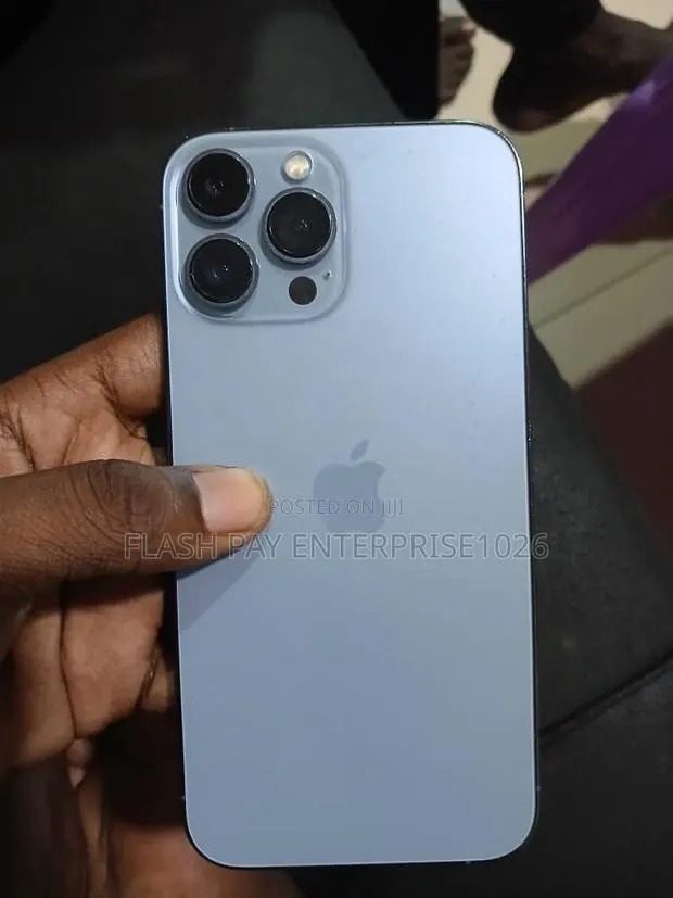 Apple iPhone 13 Pro Max 128 GB Blue · Photo 1