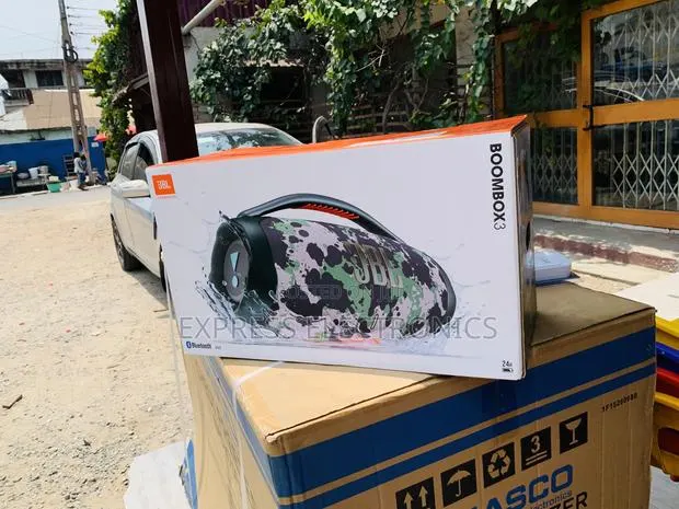Better Deals in JBL Bluetooth Speakers Boombox 3 · Photo 1