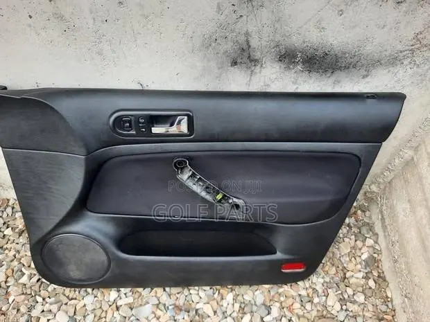 Golf 4 and Jetta 4 Door Cards · Photo 2