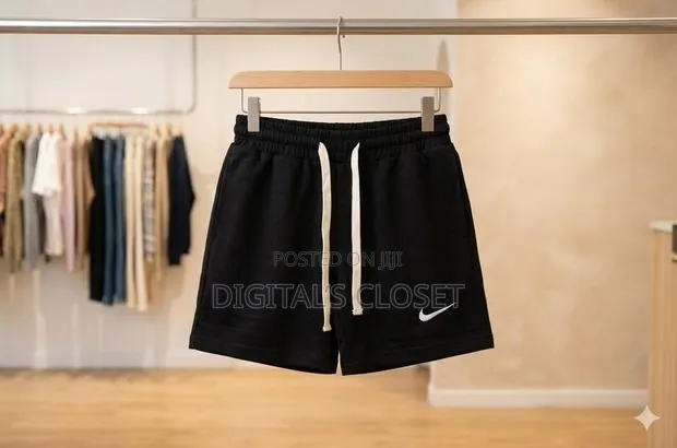Willy Shorts as Seen · Photo 1