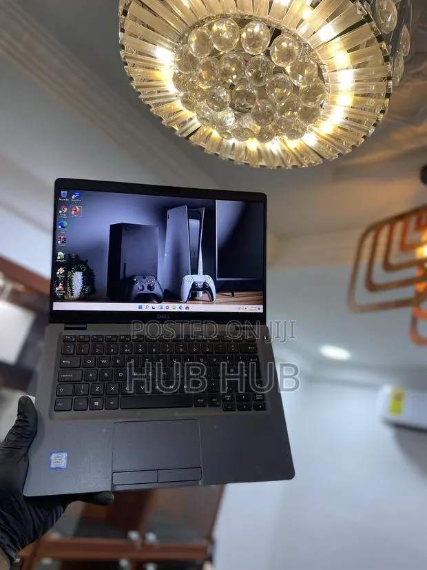 Laptop Dell Latitude 5300 8GB Intel Core i5 SSD 256GB · Photo 1