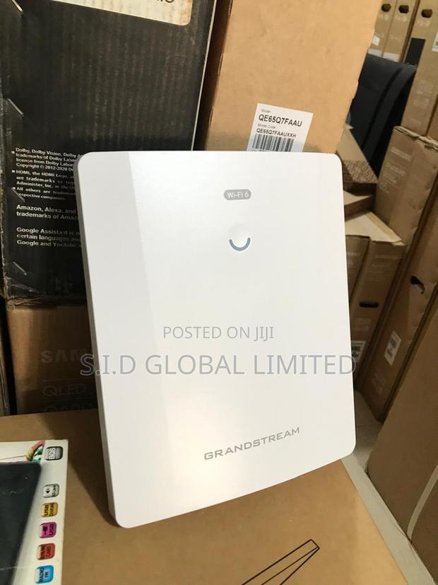 Grandstream Gwn7660elr Outdoor Ax3000 Access Point · Photo 1