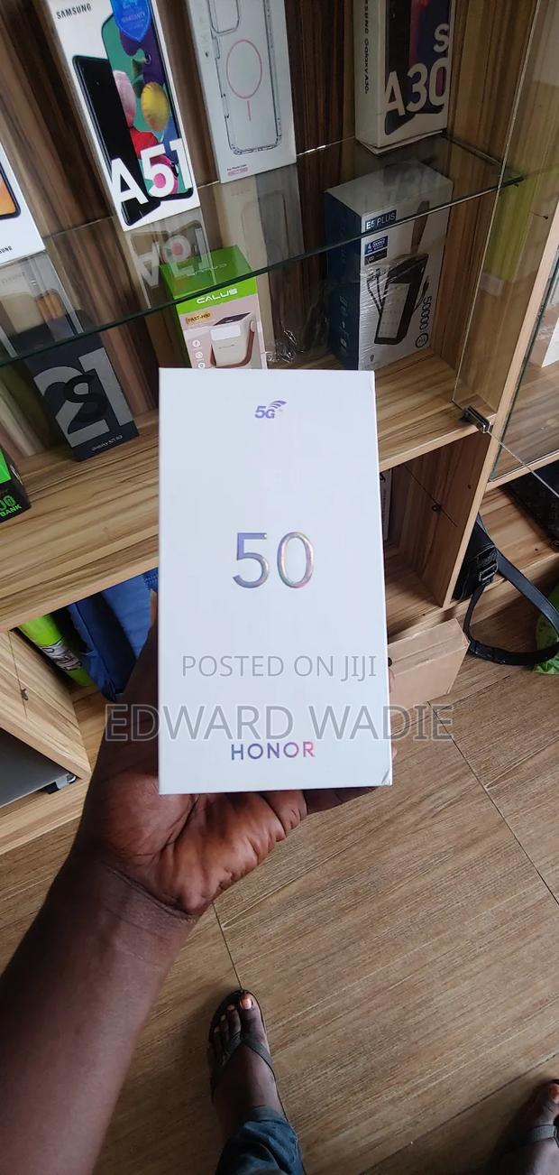 New Huawei Honor Magic 64 GB Black · Photo 4