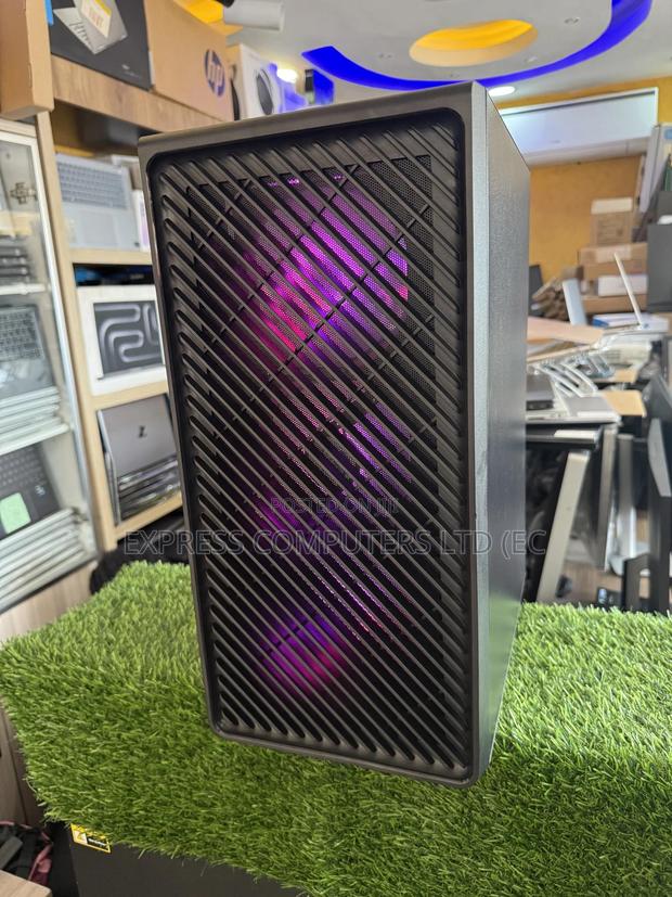 New MSI Gaming 24GE 2QE 24GB Intel Core I7 HDD+SSD 1T · Photo 6