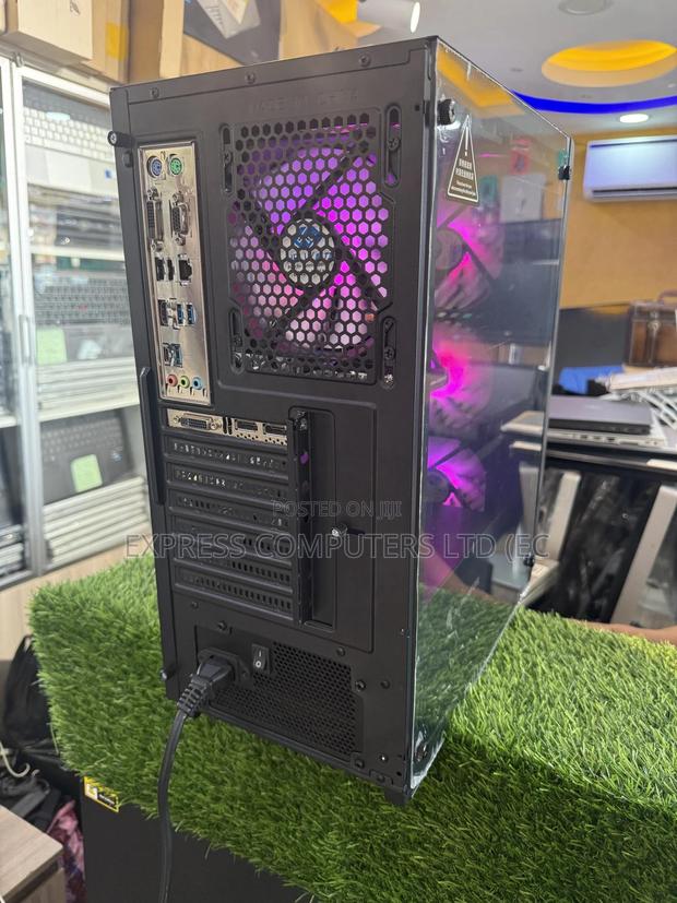 New MSI Gaming 24GE 2QE 24GB Intel Core I7 HDD+SSD 1T · Photo 3