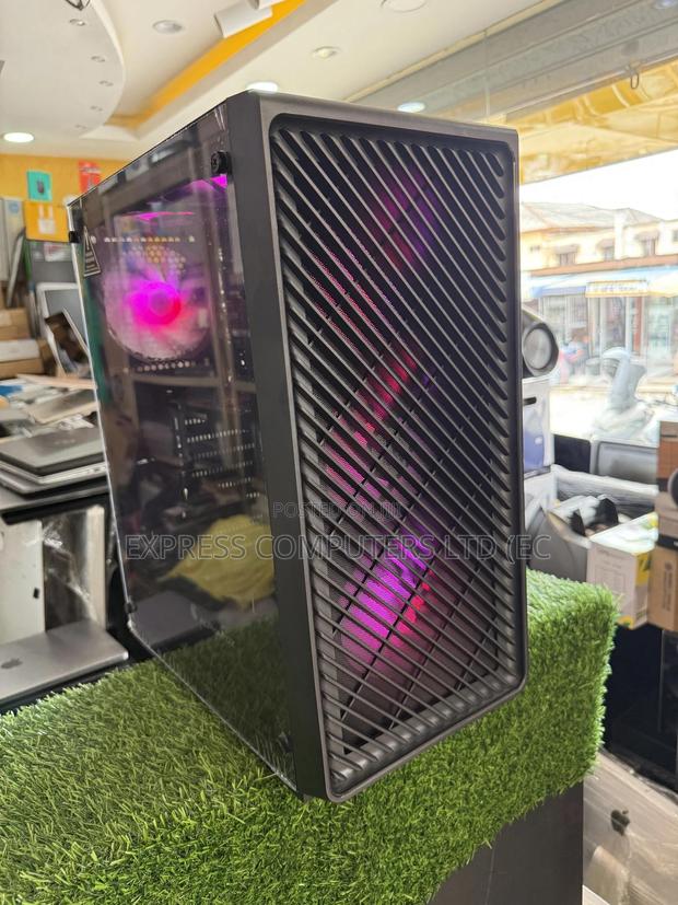 New MSI Gaming 24GE 2QE 24GB Intel Core I7 HDD+SSD 1T · Photo 1