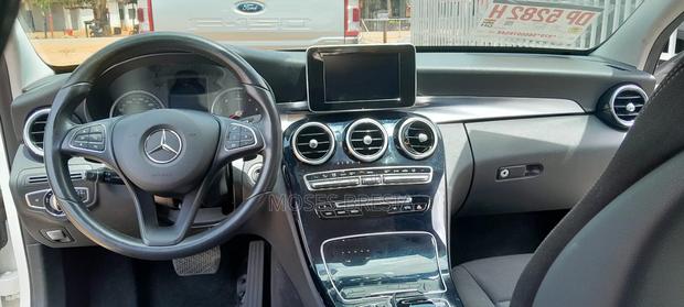Mercedes-Benz C200 2015 White · Photo 3