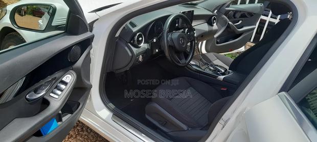 Mercedes-Benz C200 2015 White · Photo 4