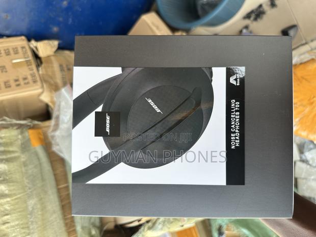 Bose 700 Headphone · Photo 1