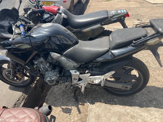 Honda CB 2009 Black · Photo 3