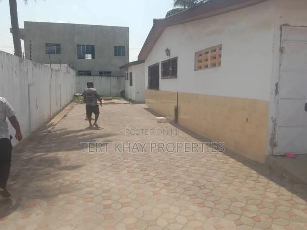 7bdrm House in Teshie Nungua Estate for sale · Photo 6