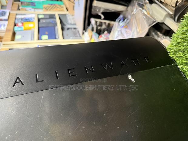 Dell Alienware Aurora R12 32GB AMD Ryzen 7 SSHD (Hybrid) 1T · Photo 4