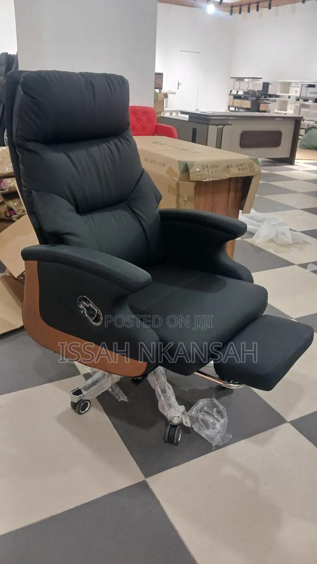 Boss Office Chair · Photo 1