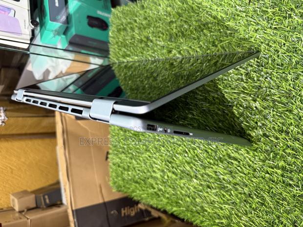 Laptop Dell Inspiron 16 Plus 7640 16GB Intel Core Ultra 5 SSD 512GB · Photo 6