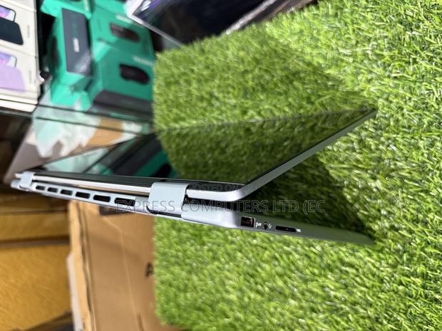 Laptop Dell Inspiron 16 Plus 7640 16GB Intel Core Ultra 5 SSD 512GB · Photo 1