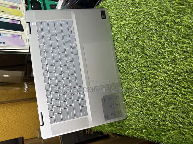 Laptop Dell Inspiron 16 Plus 7640 16GB Intel Core Ultra 5 SSD 512GB · Photo 7
