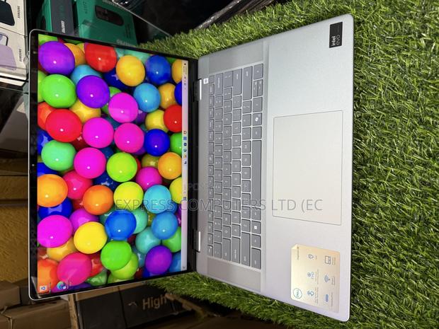 Laptop Dell Inspiron 16 Plus 7640 16GB Intel Core Ultra 5 SSD 512GB · Photo 8