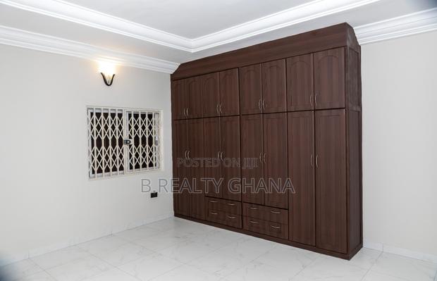 4bdrm House in Cantonments for rent · Photo 6
