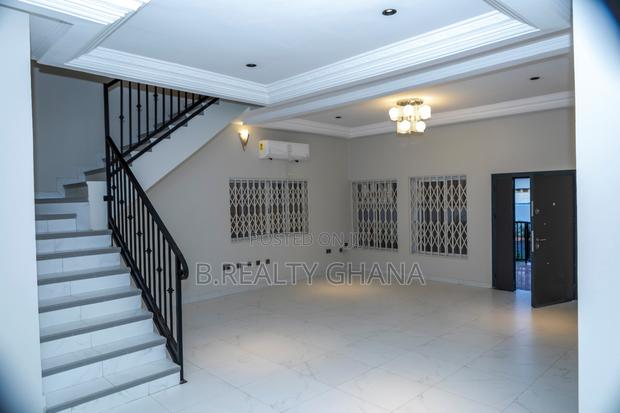 4bdrm House in Cantonments for rent · Photo 2