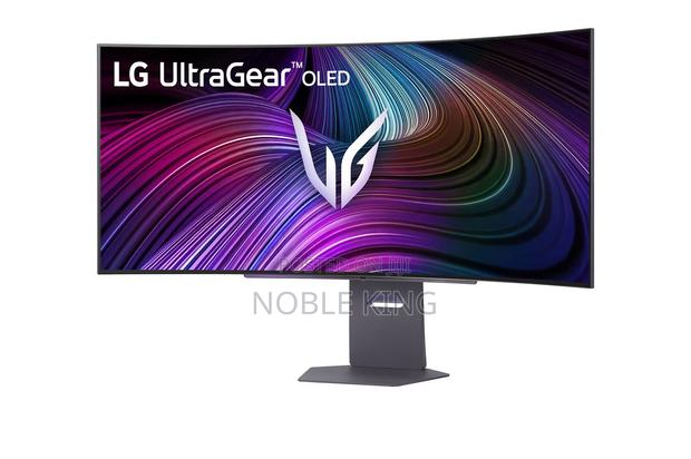 Lg - Ultragear 45" Oled QHD 240hz Curved Monitor · Photo 3