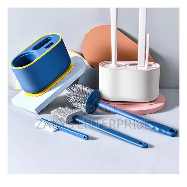 Toilet Brush Set · Photo 2