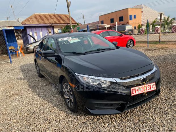 Honda Civic LX 4dr Sedan (2.0L 4cyl) 2016 Black · Photo 4
