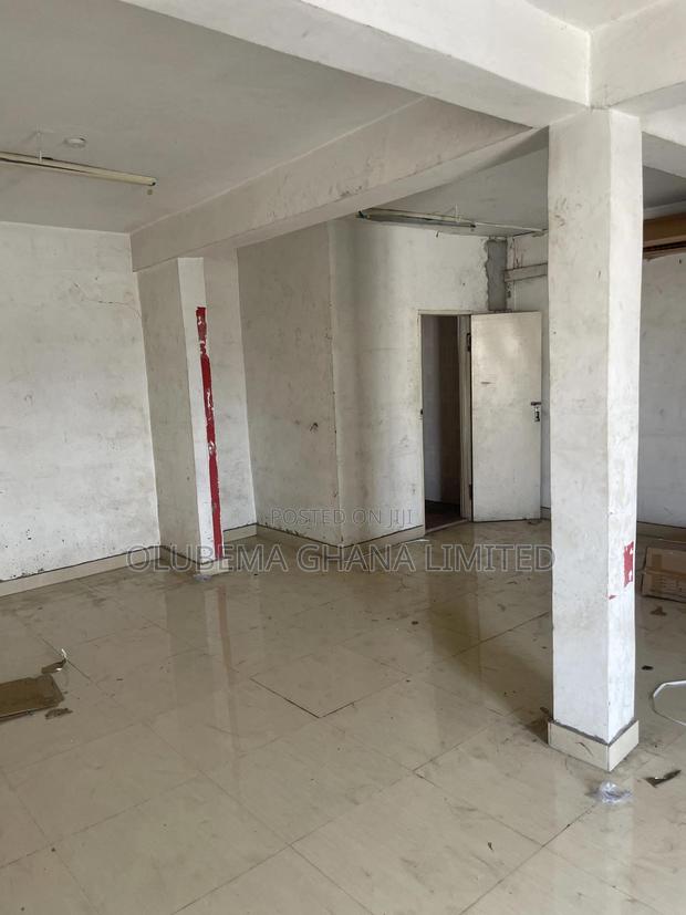 Shop for Rent at Dansoman · Photo 7