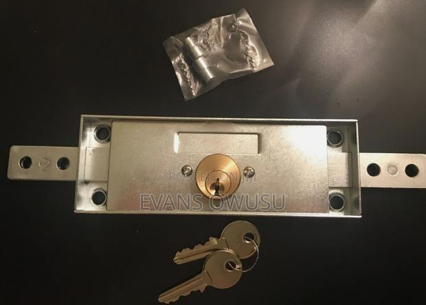 Roller Shutter Lock · Photo 3
