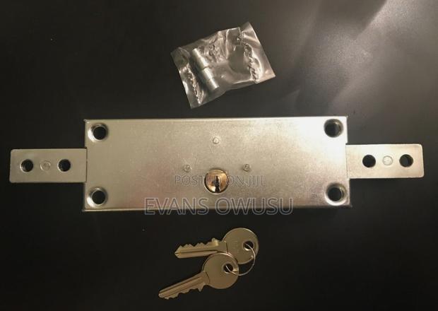 Roller Shutter Lock · Photo 4