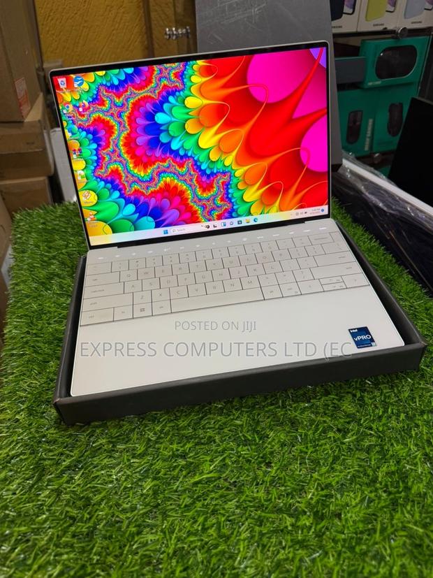 Laptop Dell XPS 13 9320 16GB Intel Core I7 SSD 1T · Photo 6