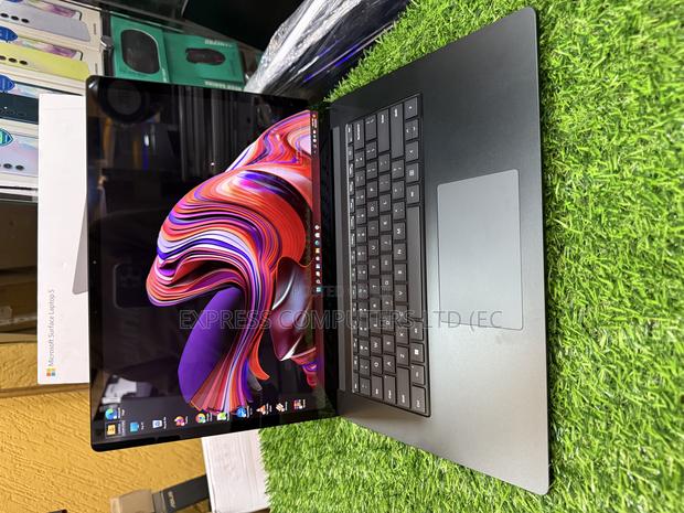 Laptop Microsoft Surface Laptop 5 16GB Intel Core I7 SSD 512GB · Photo 2