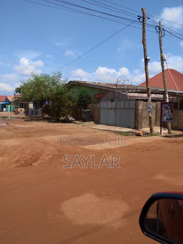4bdrm House in Enjoyy Estate, Tema Metropolitan for sale · Photo 3
